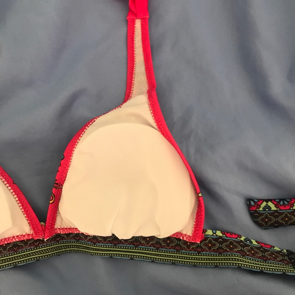 bikini - Picture 4 of 4